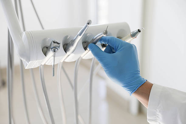 Professional Emergency Dentist technician working in Fairfax, CA